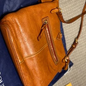 Dooney & Bourke crossbody bag